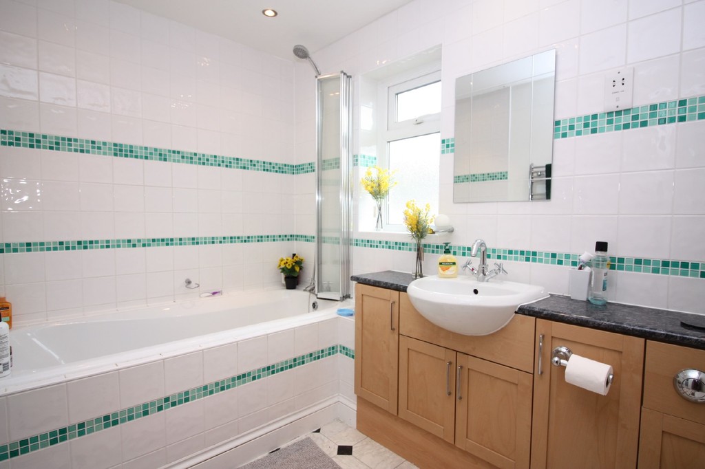 4 bed house for sale in Westwood, Crediton, Devon  - Property Image 15