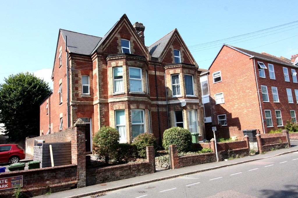 22 bed house for sale in Student Investment Portfolio , Exeter 11