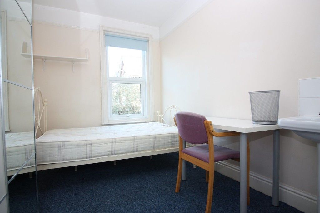 33 bed house for sale in Student Investment Portfolio, Exeter  - Property Image 12