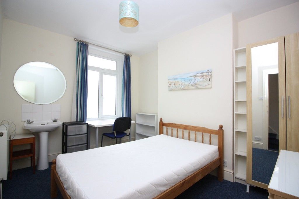 33 bed house for sale in Student Investment Portfolio, Exeter  - Property Image 5