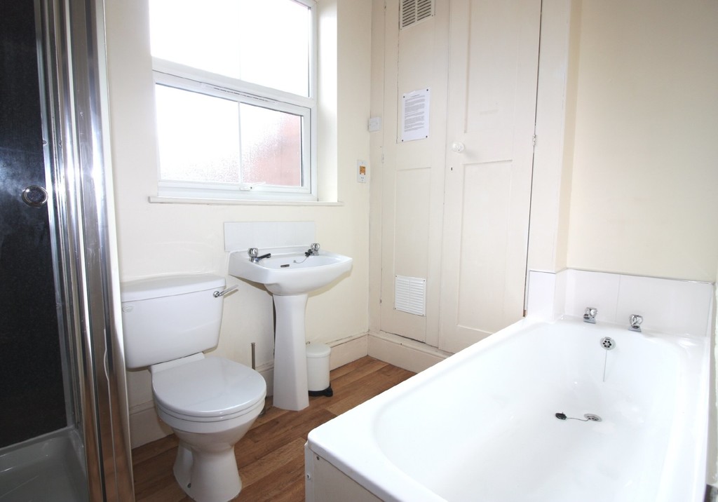 31 bed house for sale in Student Investment Portfolio, Exeter  - Property Image 16