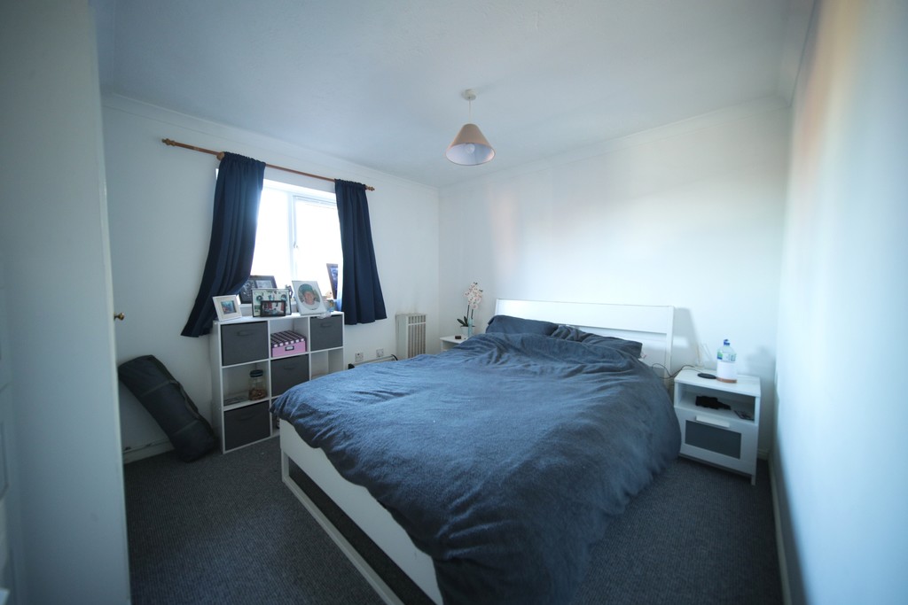 2 bed flat for sale in Barton Grange, Exeter 4