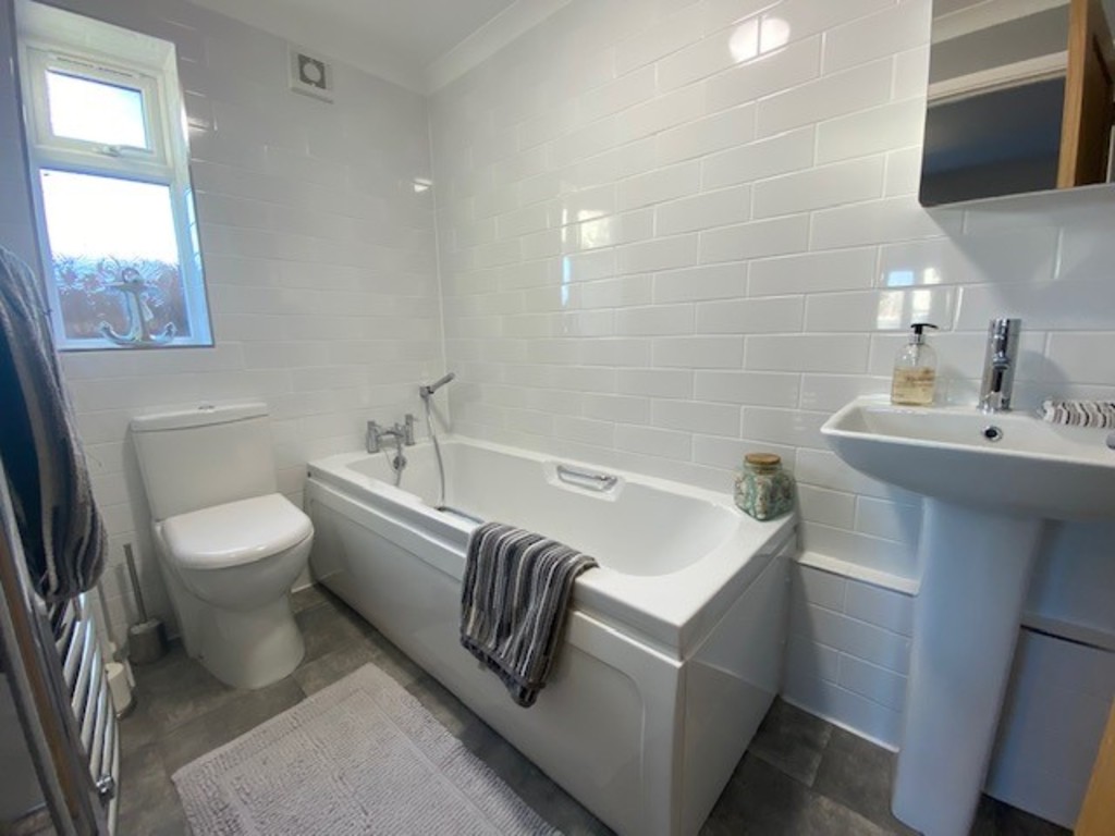 1 bed house to rent in Meadow Rise, Dawlish 3
