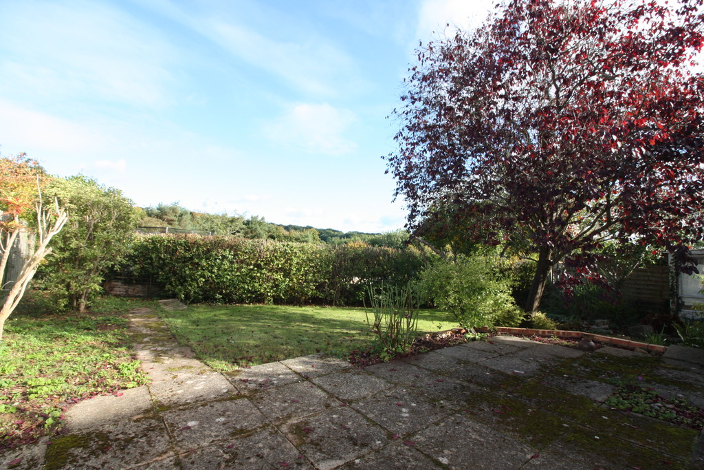 2 bed flat to rent in Mincinglake Road  - Property Image 3