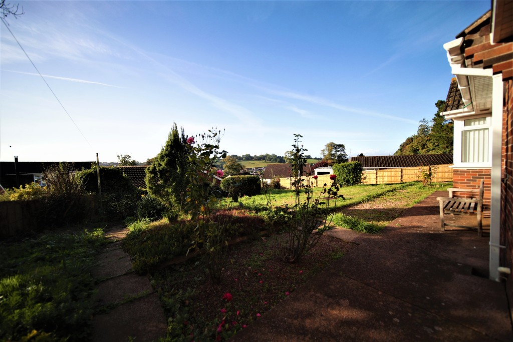 3 bed bungalow for sale in Alexandra Road, Crediton 11