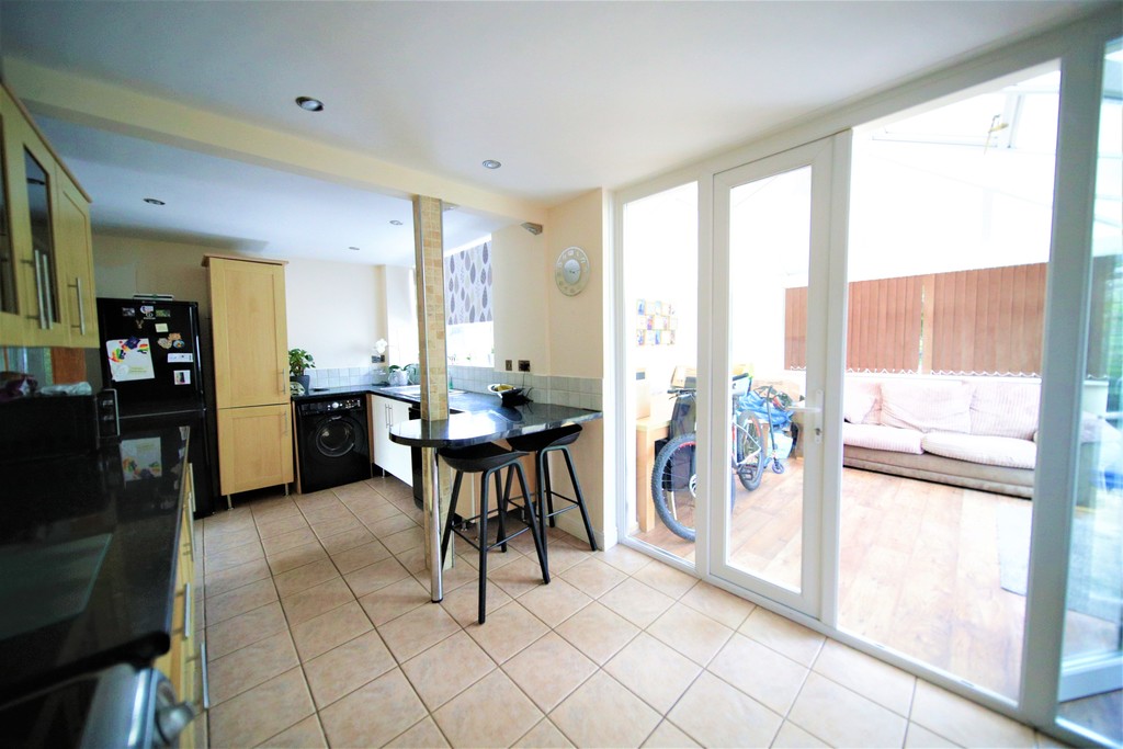 3 bed house for sale in Churchill Drive, Crediton 7