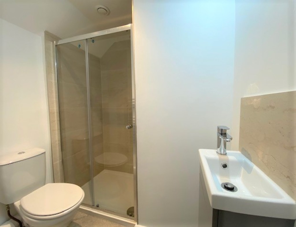 2 bed house to rent in High Street, Crediton  - Property Image 8