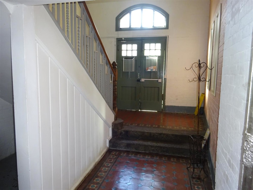 2 bed flat to rent in Preston Street  - Property Image 15