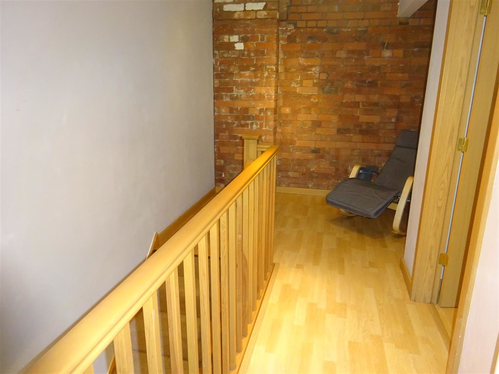 2 bed flat to rent in Preston Street  - Property Image 9