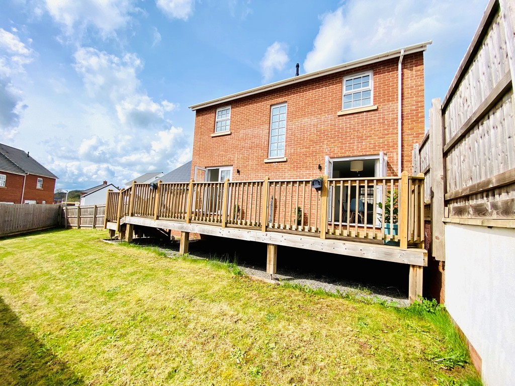 3 bed house for sale in Tarka Way, Crediton  - Property Image 19