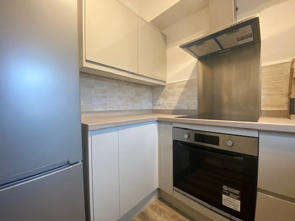 1 bed flat to rent 6