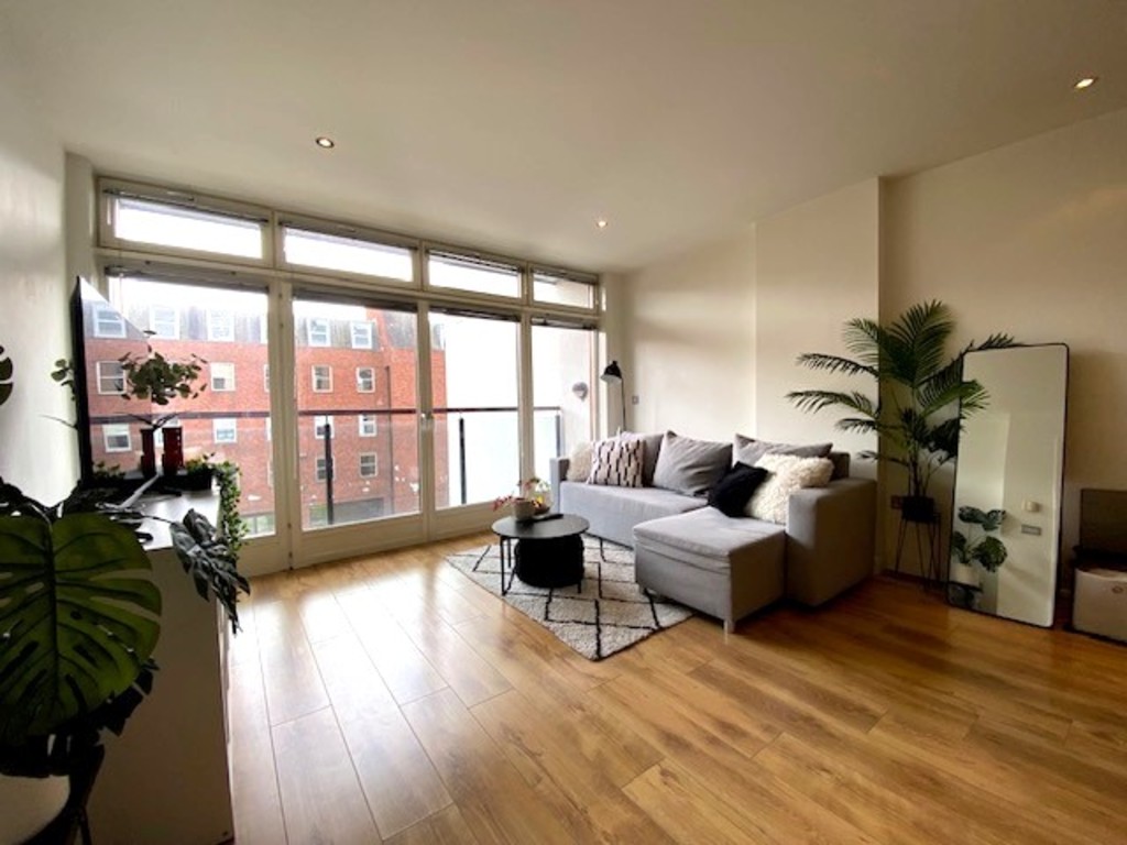 1 bed flat for sale in Trinity Apartments, Roman Walk 3