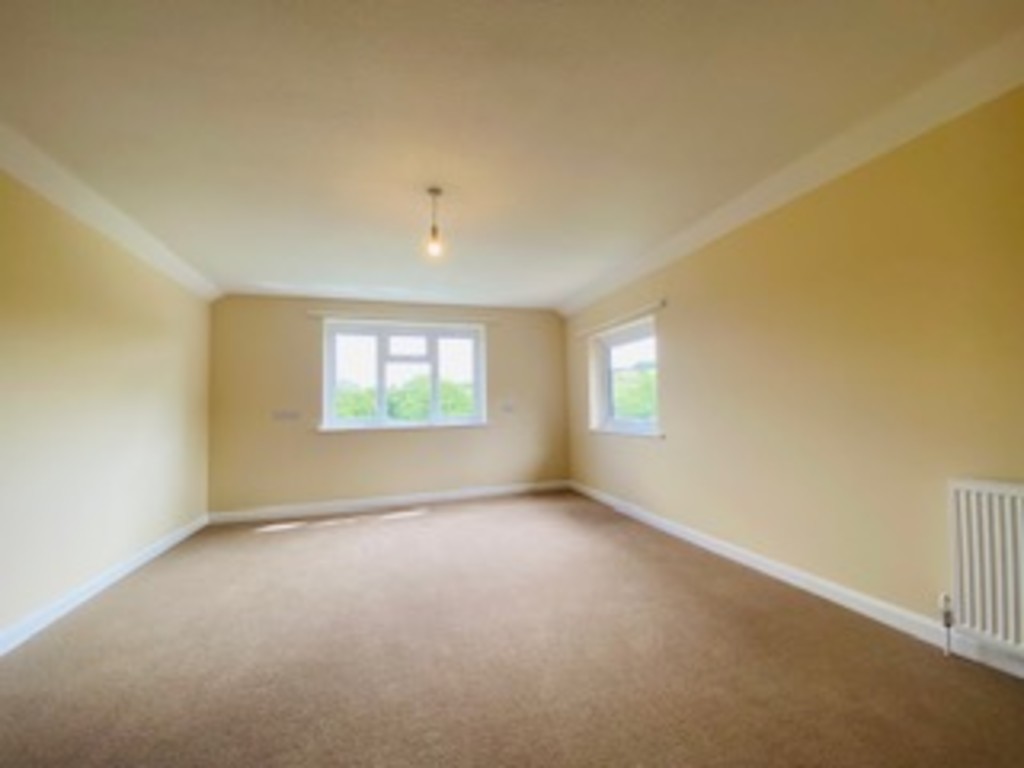 5 bed house to rent  - Property Image 28