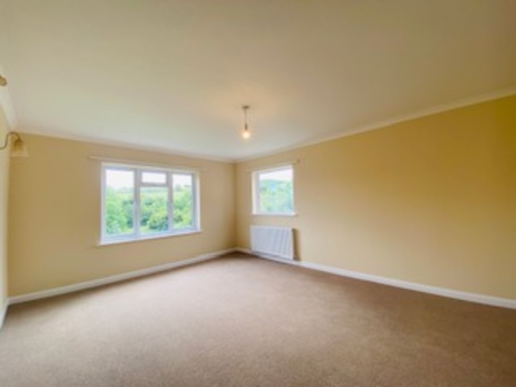 5 bed house to rent  - Property Image 29
