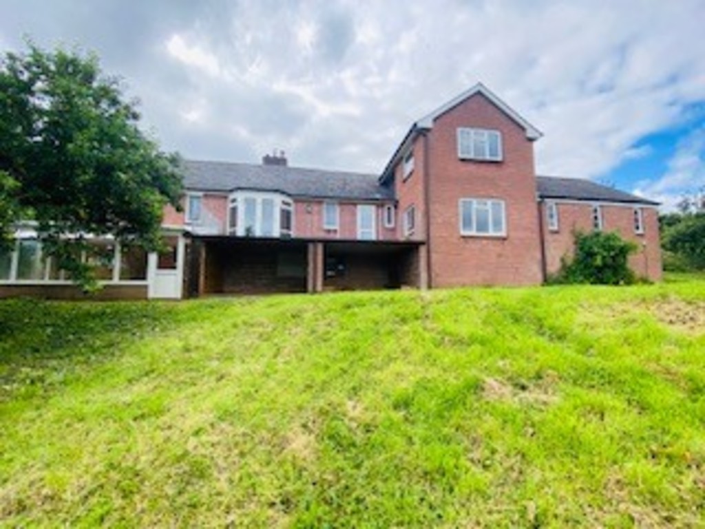 5 bed house to rent  - Property Image 36