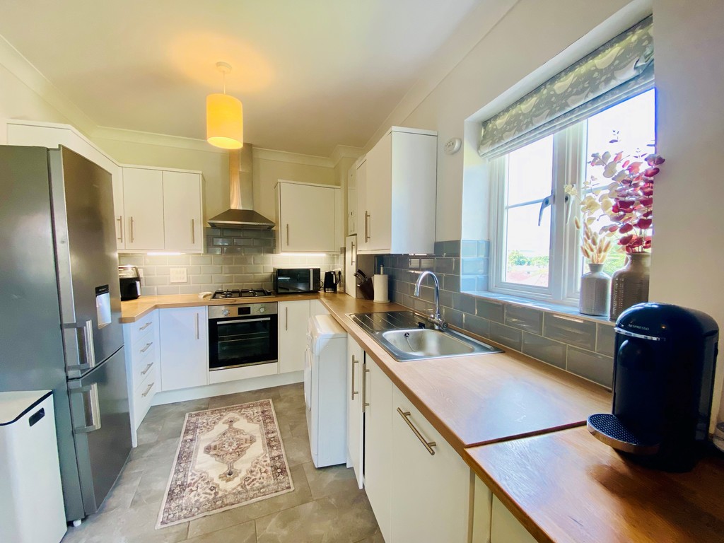 2 bed flat for sale in Gras Lawn, St Leonards, Exeter 12