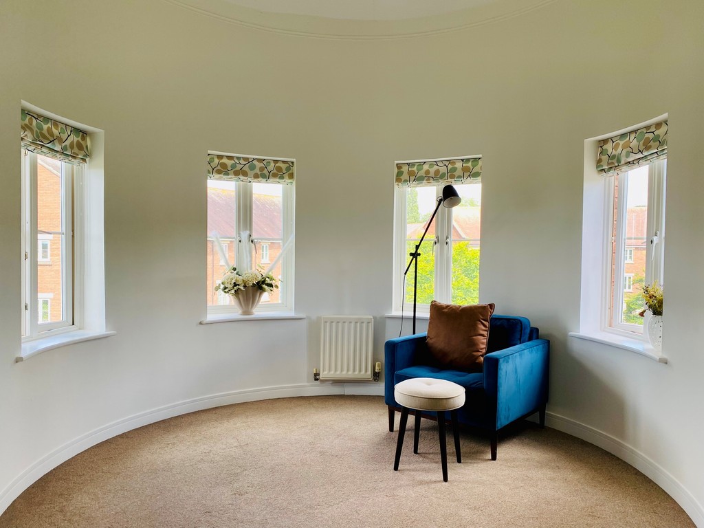 2 bed flat for sale in Gras Lawn, St Leonards, Exeter  - Property Image 3