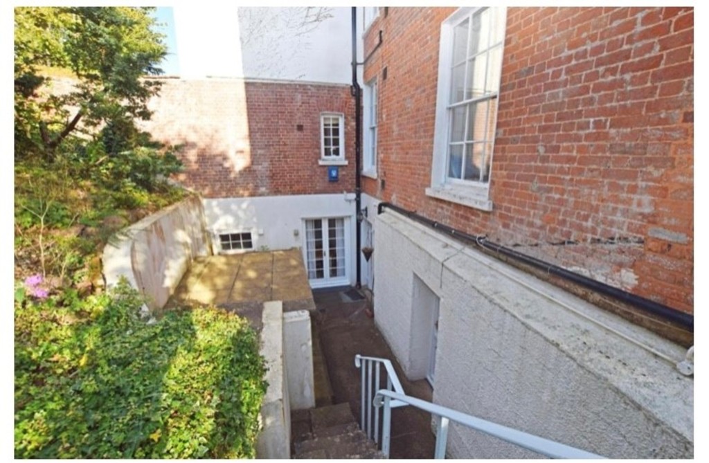 1 bed flat for sale in Pennsylvania Park 2