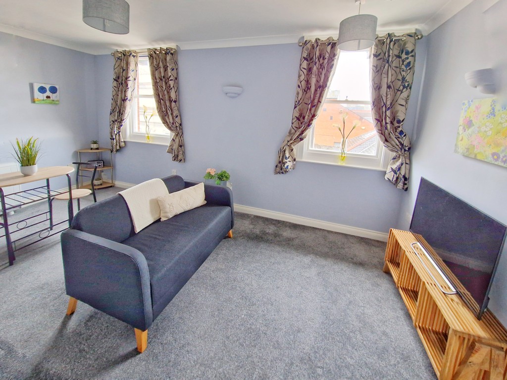 1 bed flat for sale in Northernhay Street 1