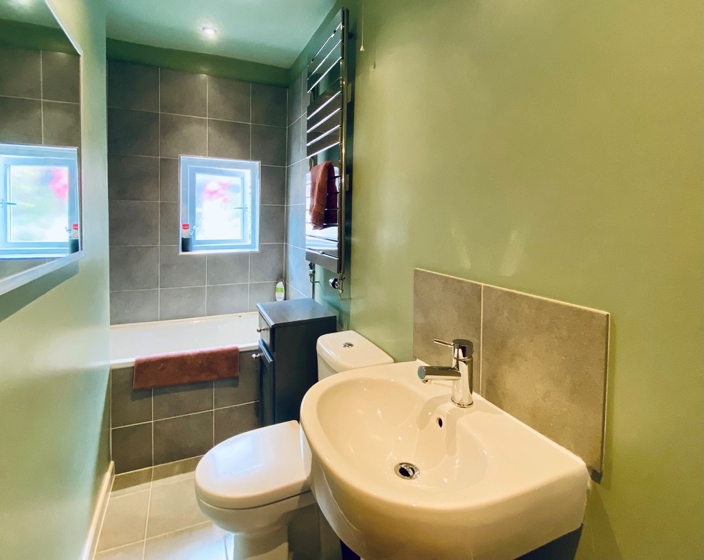 2 bed house for sale in 6 Rosewood Terrace 6