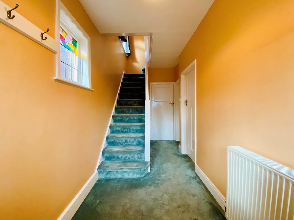 3 bed house for sale in 35 Kennerley Avenue 2