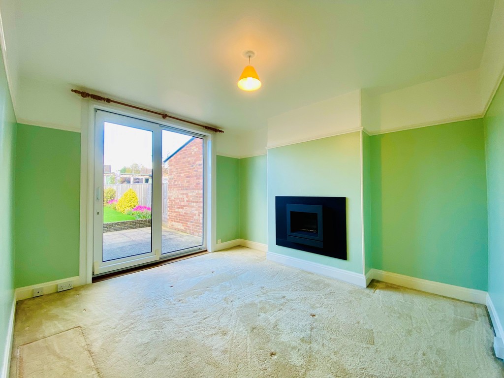 3 bed house for sale in 35 Kennerley Avenue 4