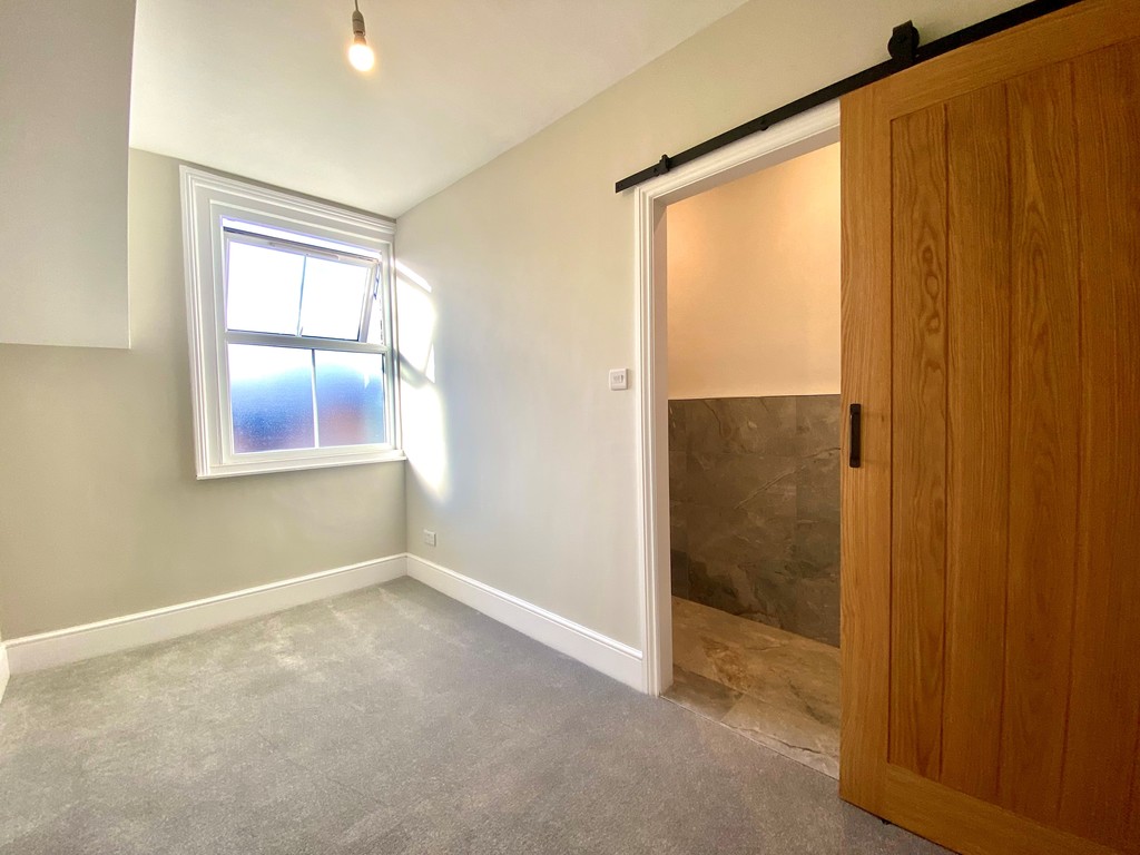 1 bed flat to rent  - Property Image 9