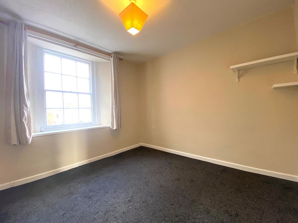 2 bed flat for sale in Richmond Road, Exeter 3
