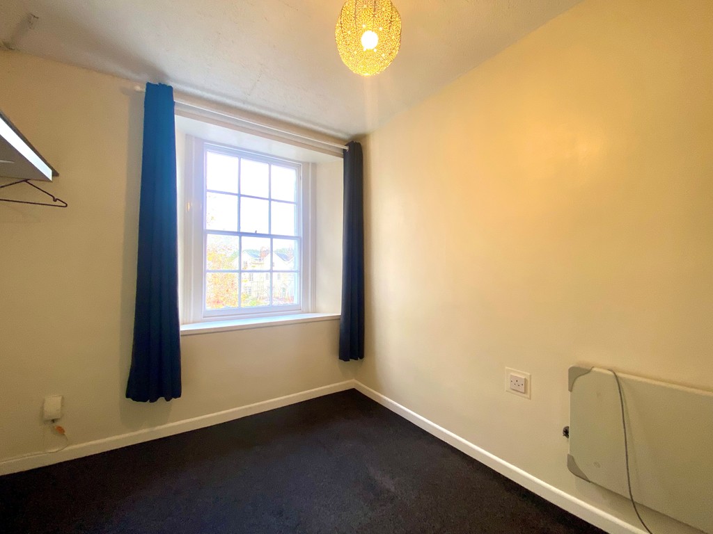 2 bed flat for sale in Richmond Road, Exeter 4