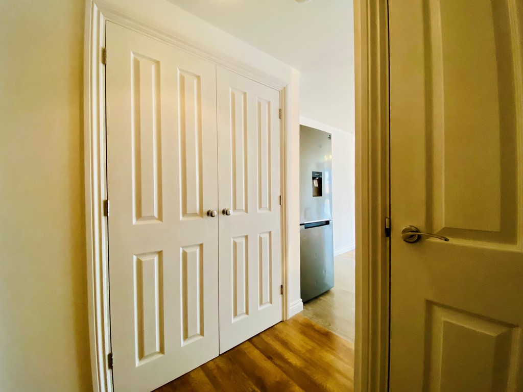 1 bed flat for sale in Marcus House, New North Road  - Property Image 6