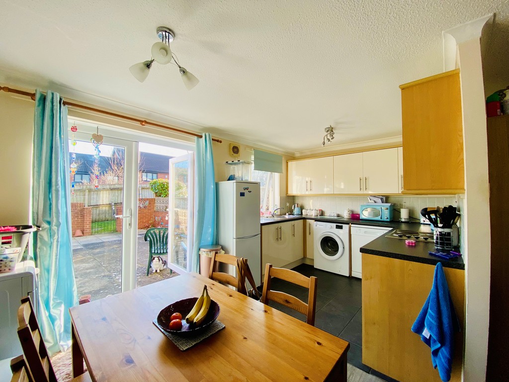 2 bed house for sale in Tower Gardens, Crediton 4