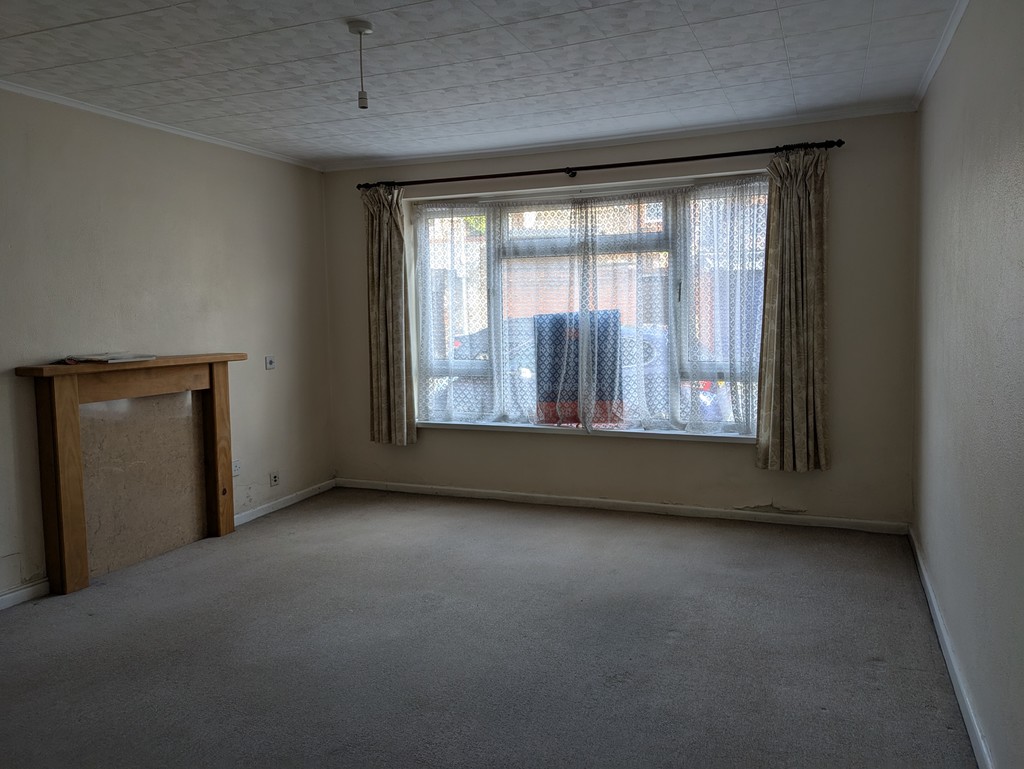 2 bed flat for sale in Well Street, Exeter  - Property Image 3