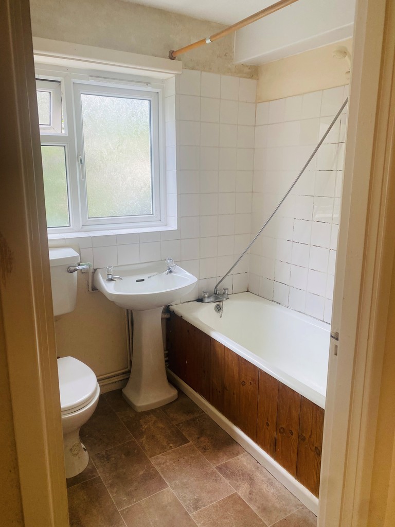 2 bed flat for sale in Well Street, Exeter 9