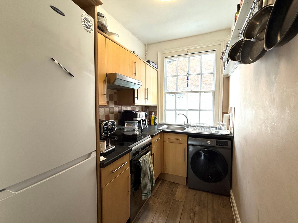 1 bed flat for sale in Oxford Road, Exeter  - Property Image 2