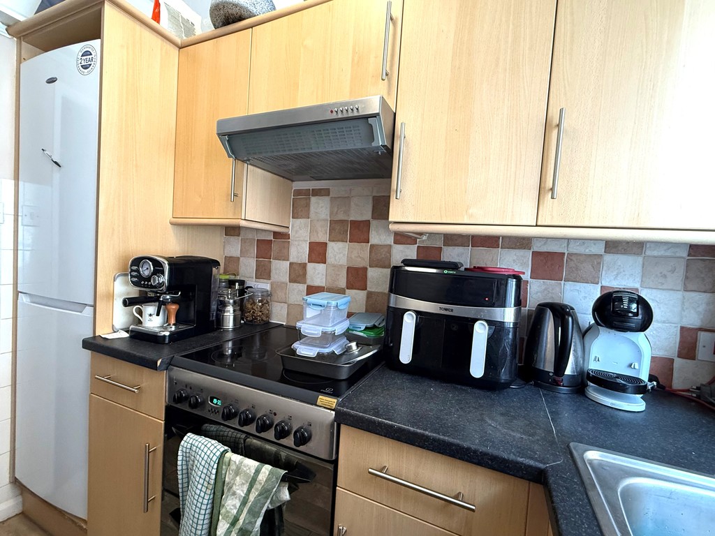 1 bed flat for sale in Oxford Road, Exeter  - Property Image 3