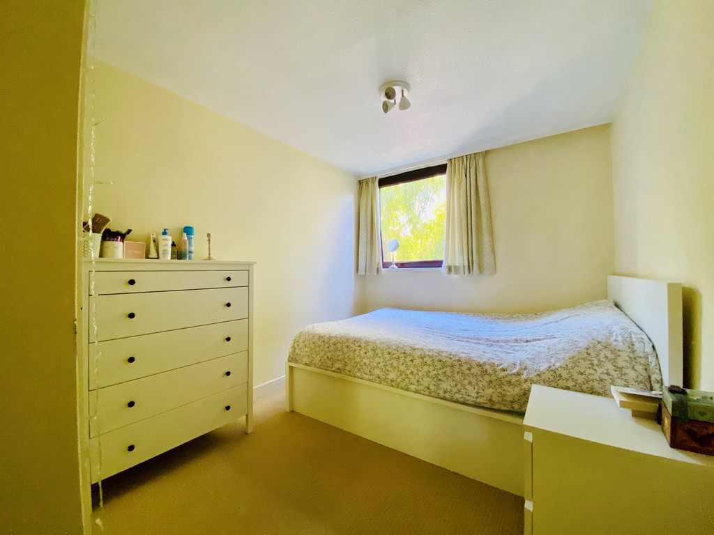 2 bed flat for sale in Belmont House, Silver Lane  - Property Image 7