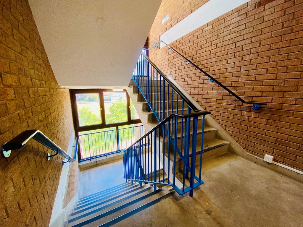 2 bed flat for sale in Belmont House, Silver Lane 10