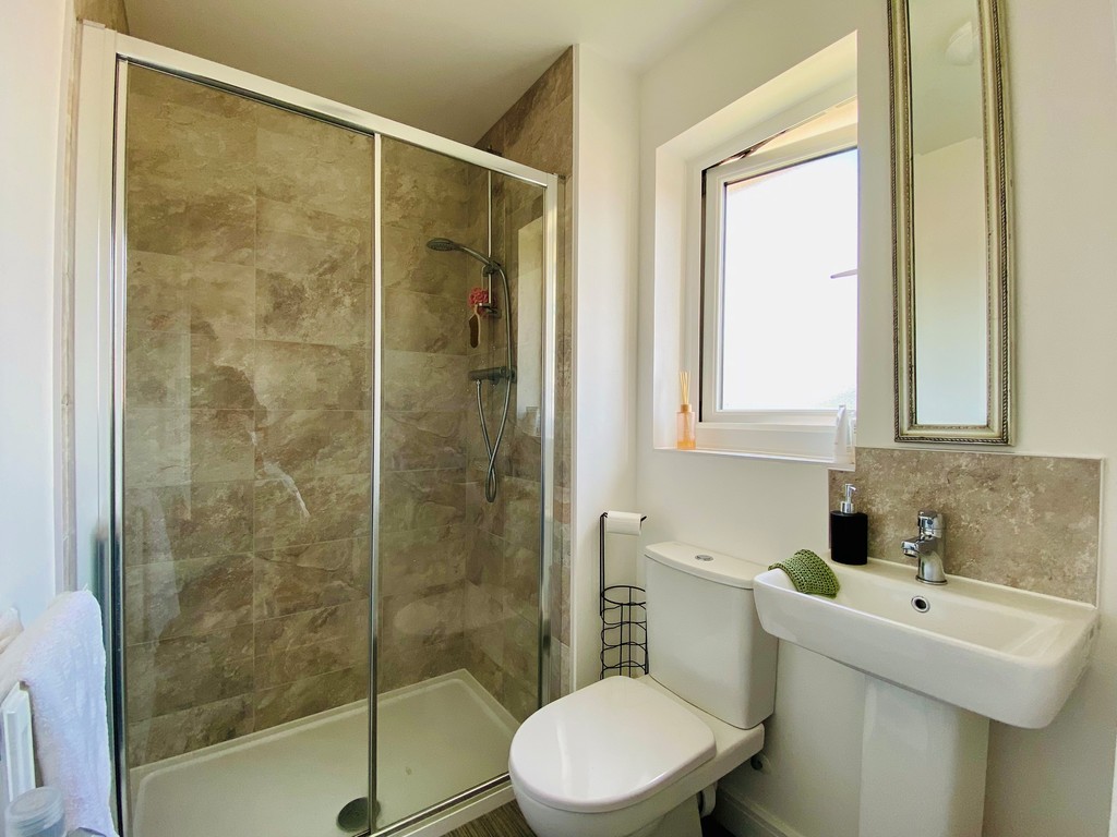 4 bed house for sale in Calves Close, Cranbrook, Exeter  - Property Image 15