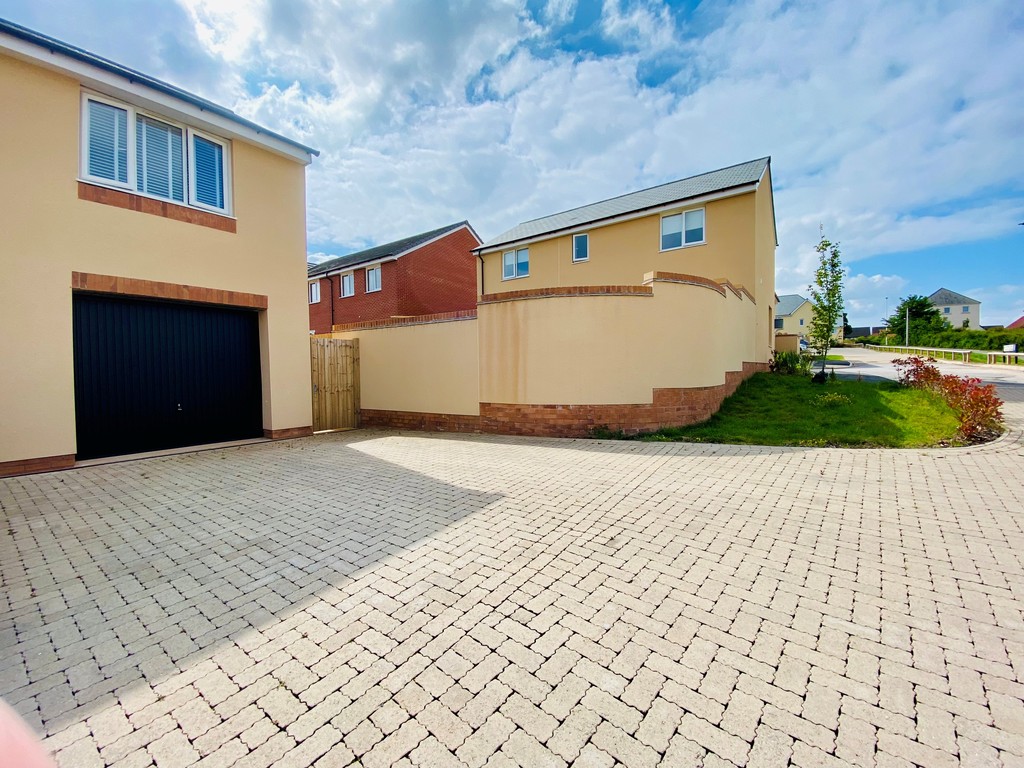 4 bed house for sale in Calves Close, Cranbrook, Exeter  - Property Image 23