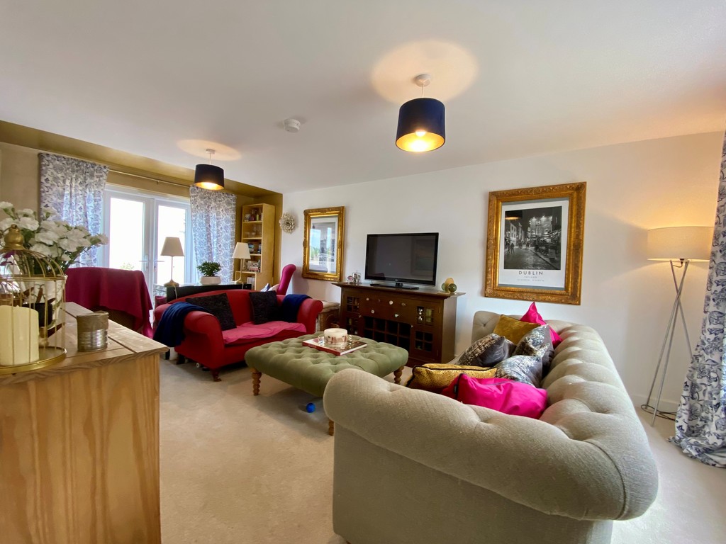 4 bed house for sale in Calves Close, Cranbrook, Exeter  - Property Image 9