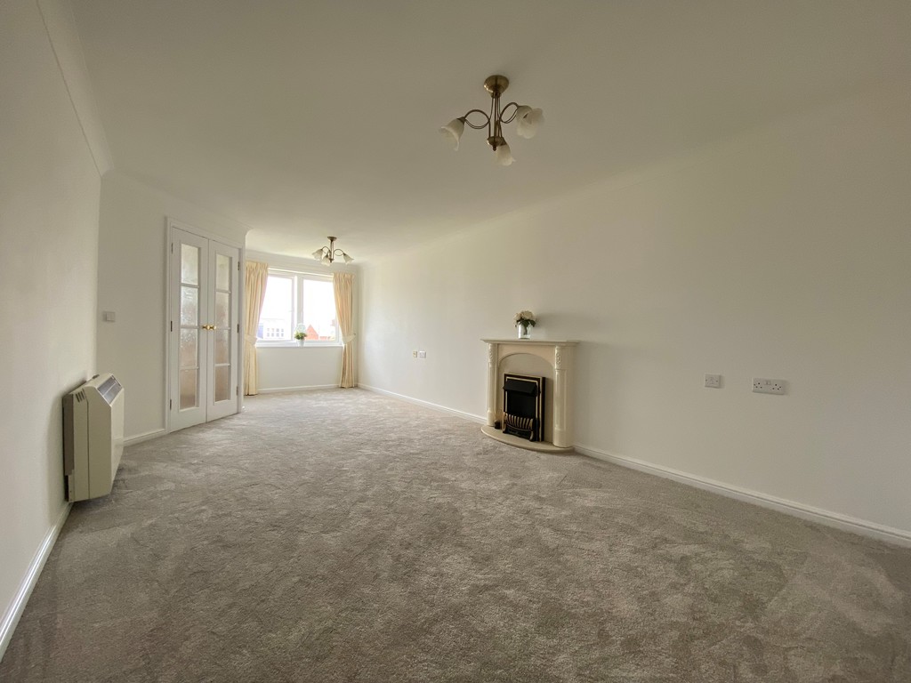 1 bed flat for sale in Butts Road, Exeter  - Property Image 3
