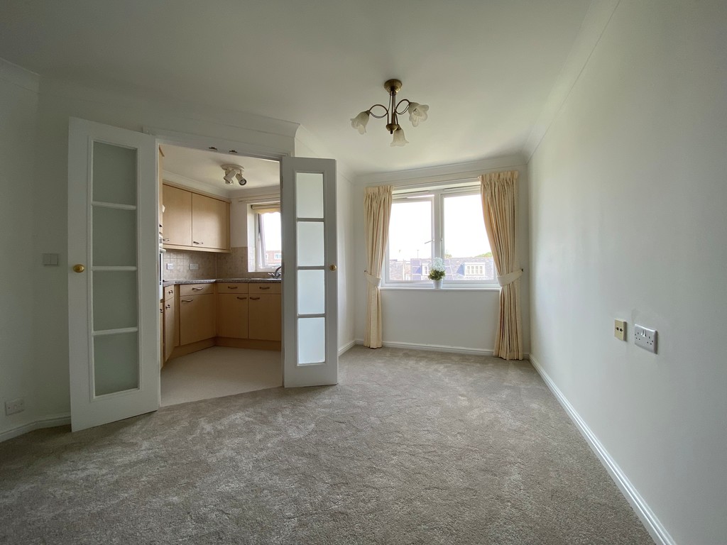 1 bed flat for sale in Butts Road, Exeter  - Property Image 5