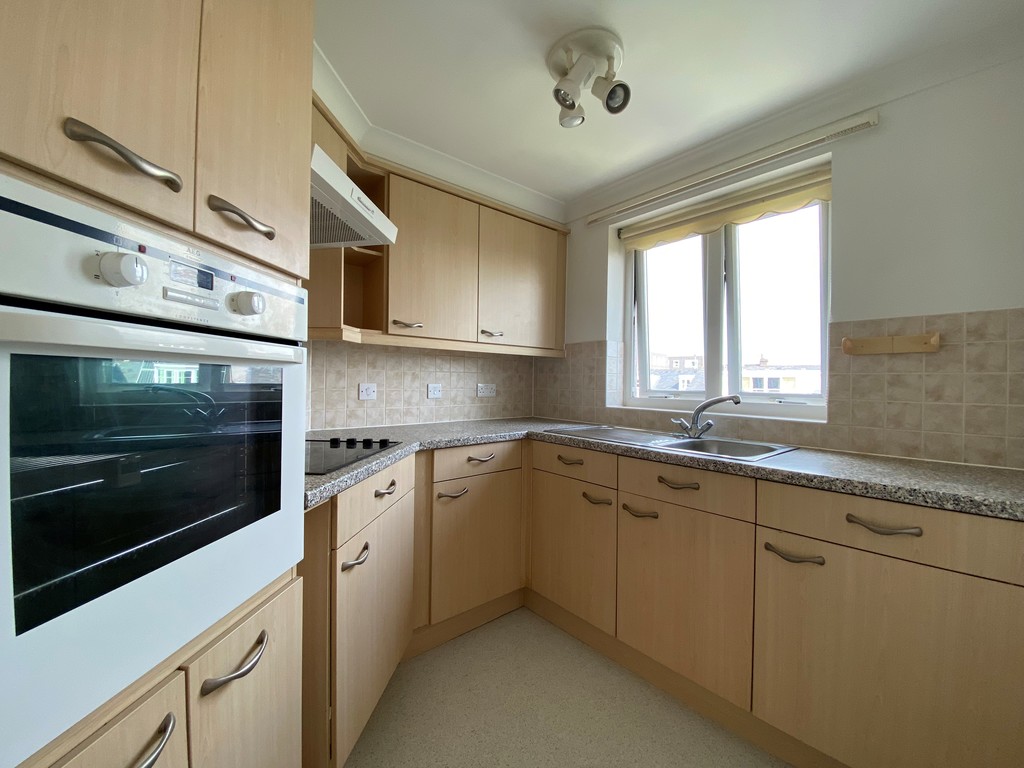 1 bed flat for sale in Butts Road, Exeter  - Property Image 6