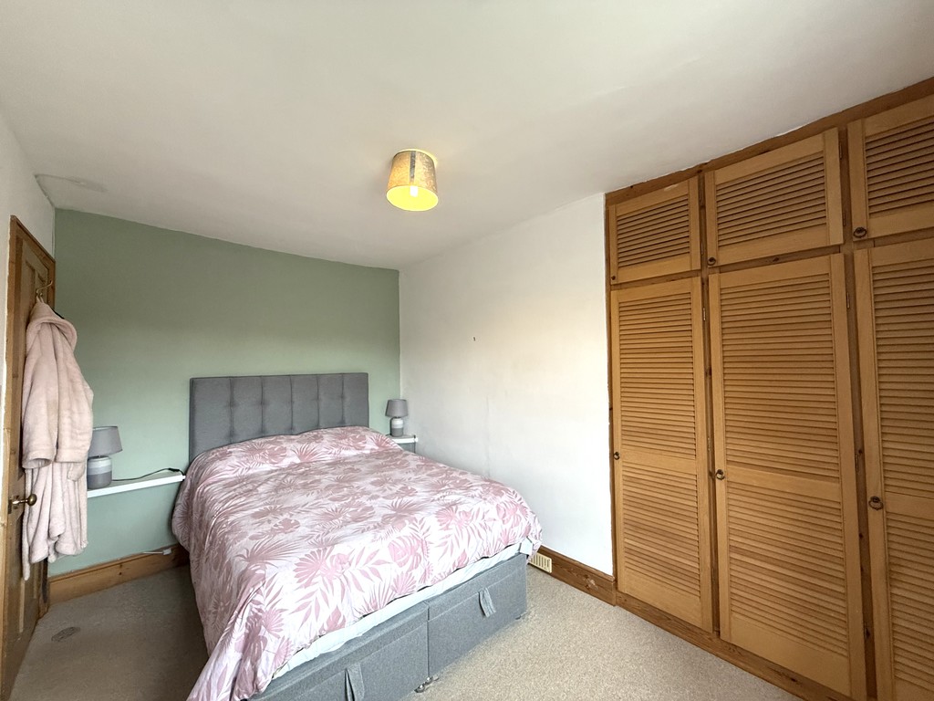 3 bed house to rent 18