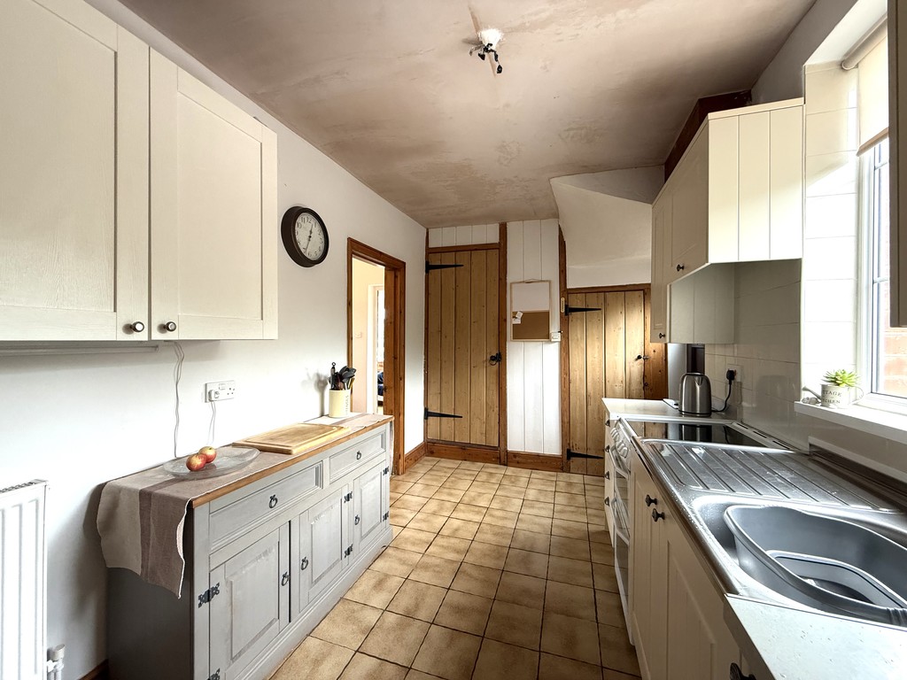 3 bed house to rent  - Property Image 3