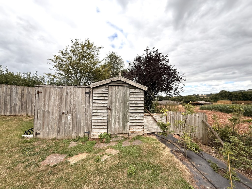 3 bed house to rent 26