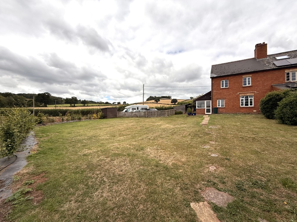 3 bed house to rent  - Property Image 27