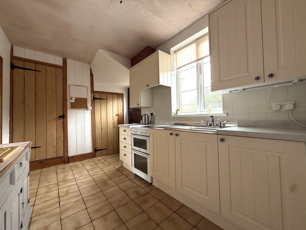 3 bed house to rent  - Property Image 4