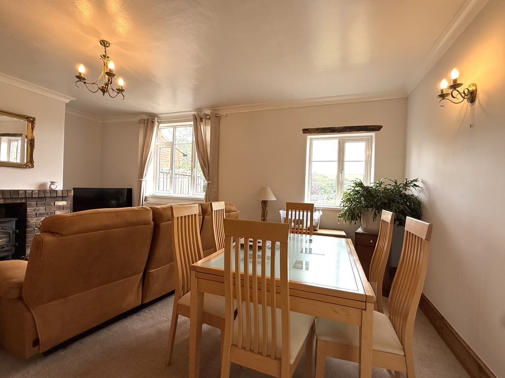 3 bed house to rent  - Property Image 10