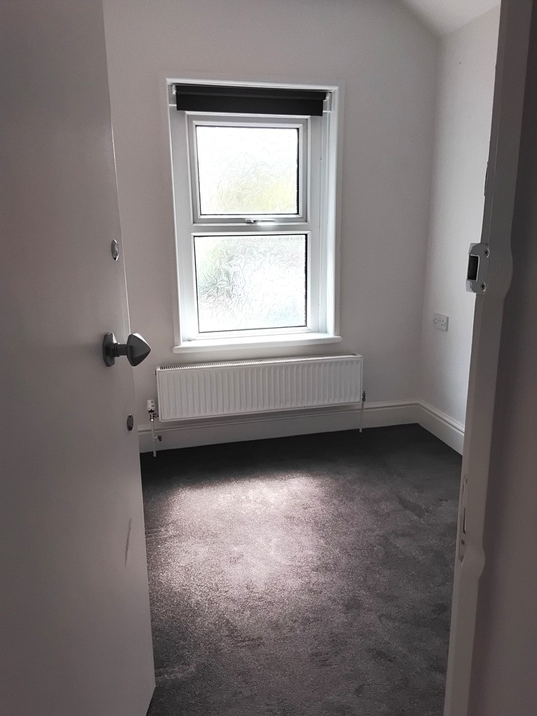 1 bed flat for sale  - Property Image 11